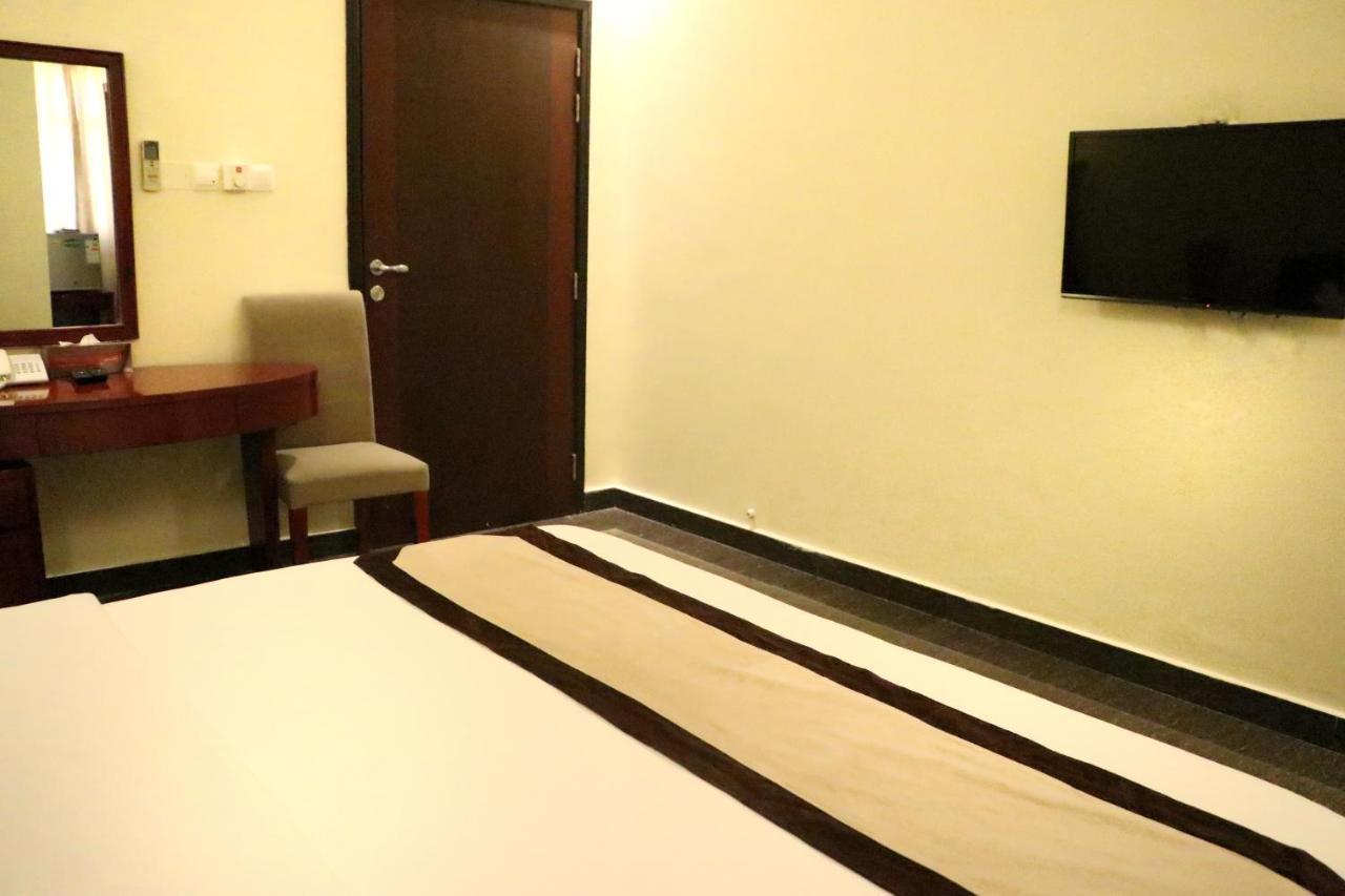 Rimal Suites Apartments Salála Exteriér fotografie